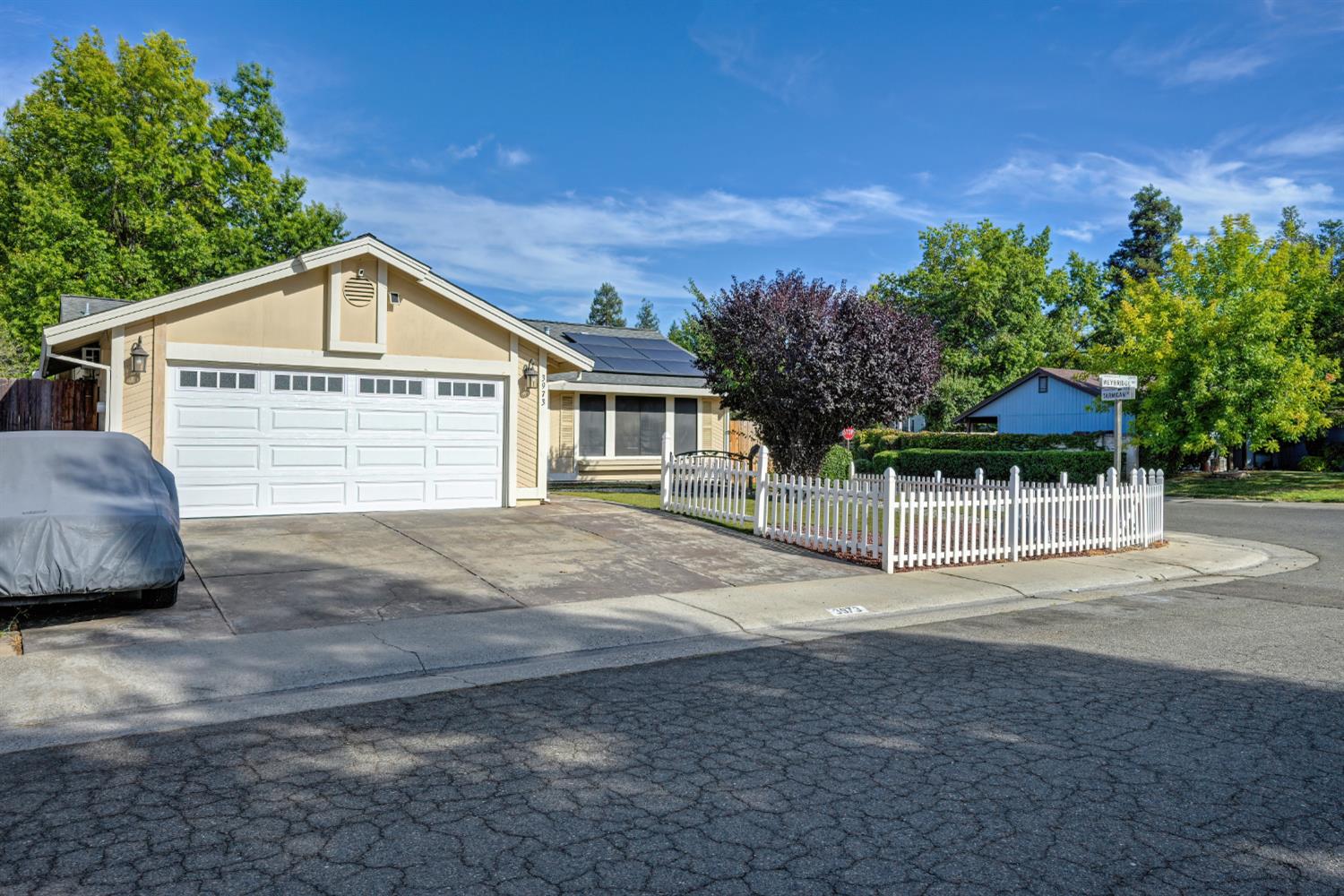 3973 Weybridge Way