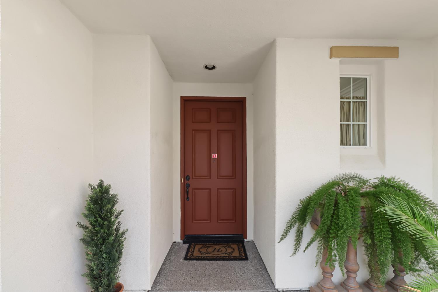 270 Rock House Cir N