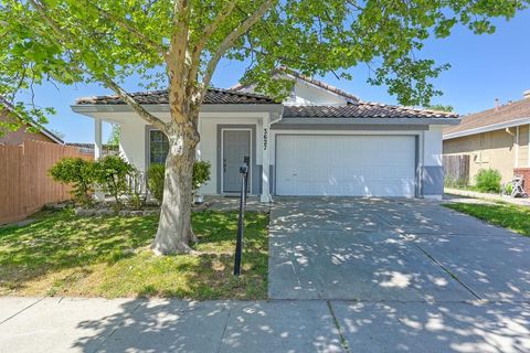 3627 W River Drive, Sacramento, CA 95833 - MLS#: 225036271