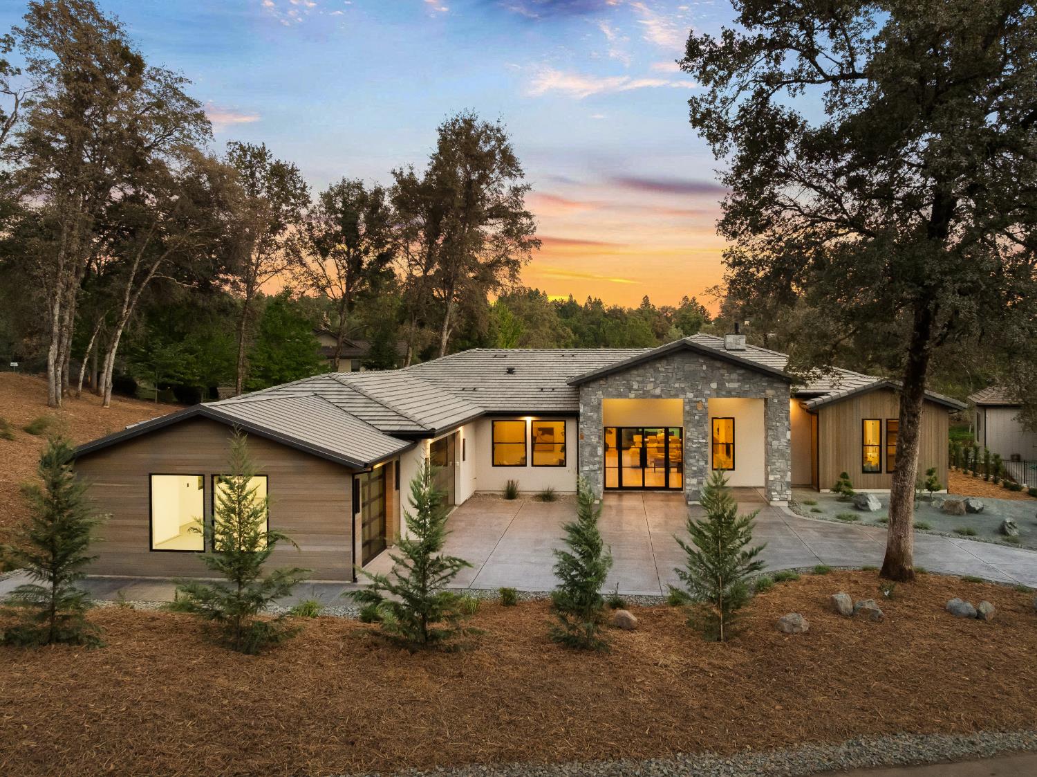 12632 Chandler