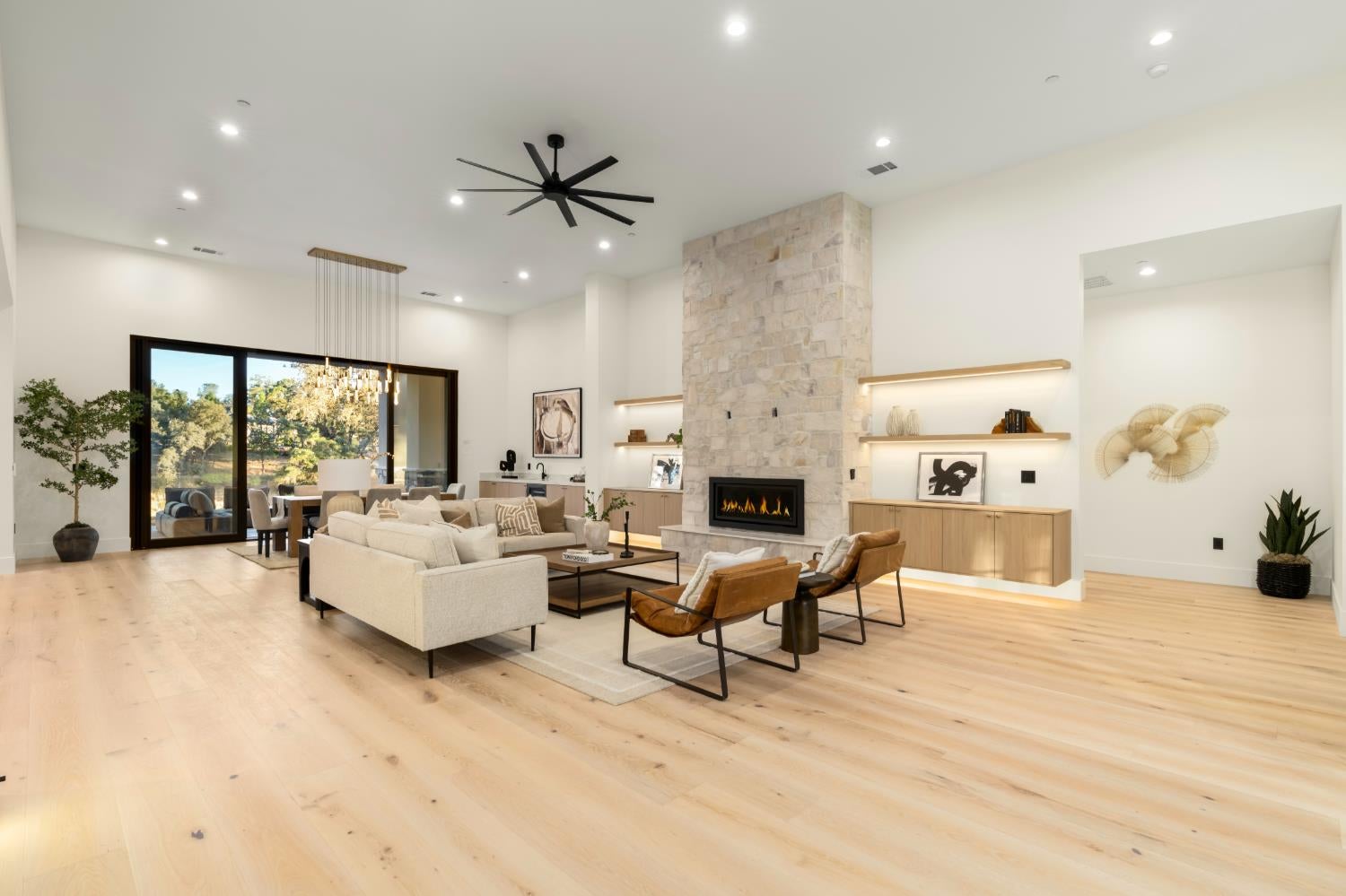 12632 Chandler