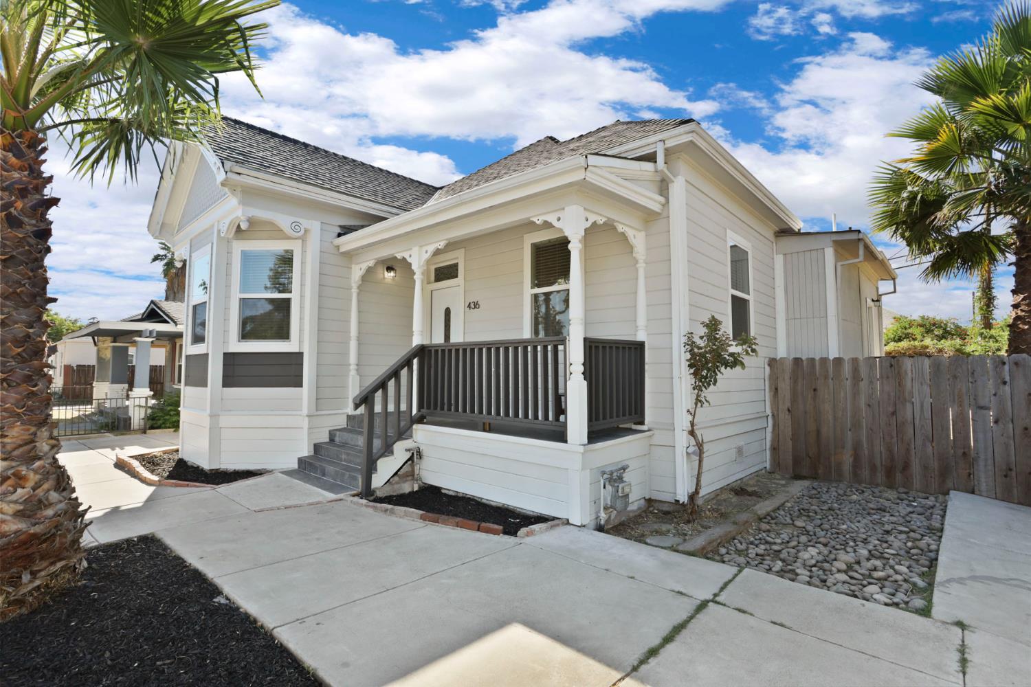 436 E Arcade Street