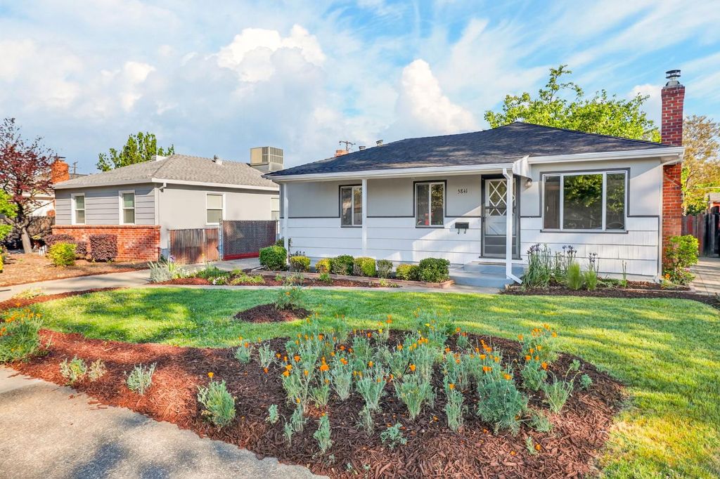 Photo of 5841 18th Avenue, Sacramento, CA 95820 (MLS # 226033879)