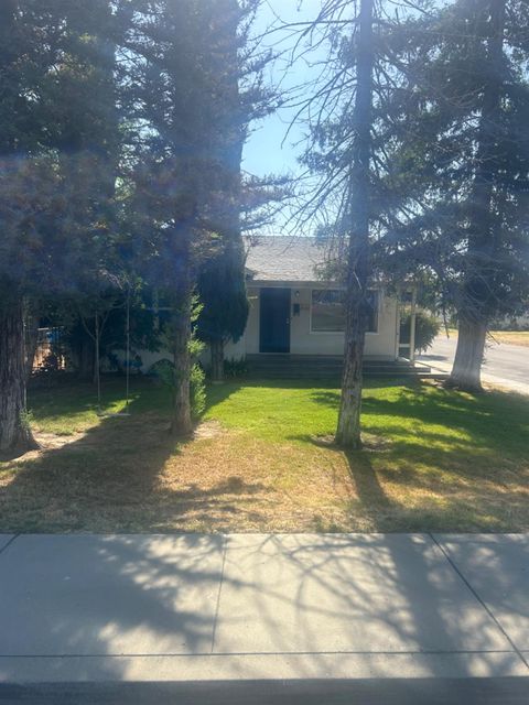 2120 5th Street Ceres CA 95307