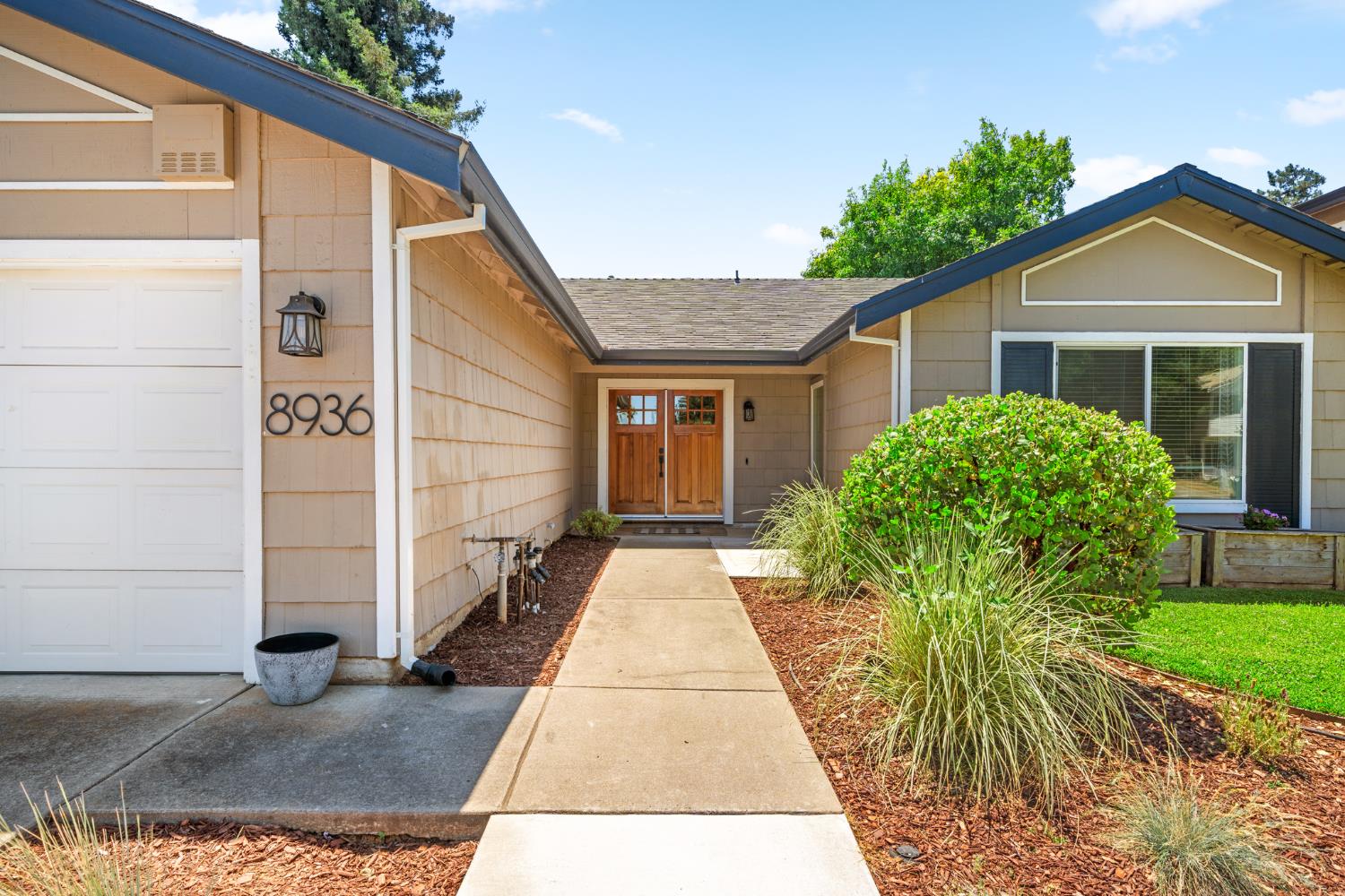 8936 Castle Park Drive