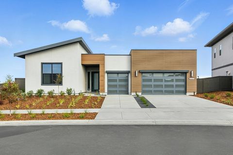 4657 Dehone Circle Folsom CA 95630