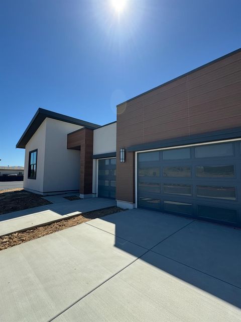 4657 Dehone Circle Folsom CA 95630