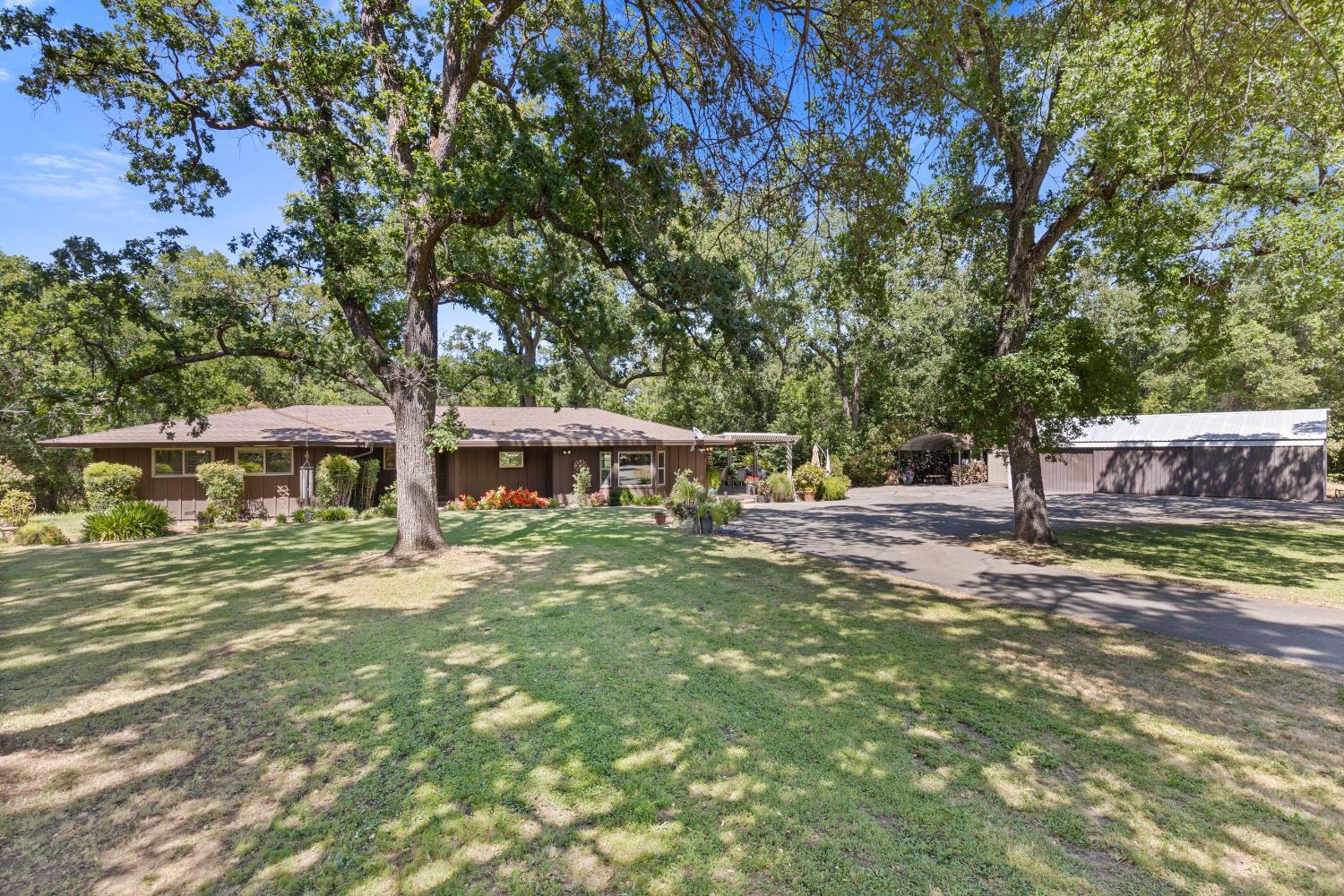 7705 Horseshoe Bar Road