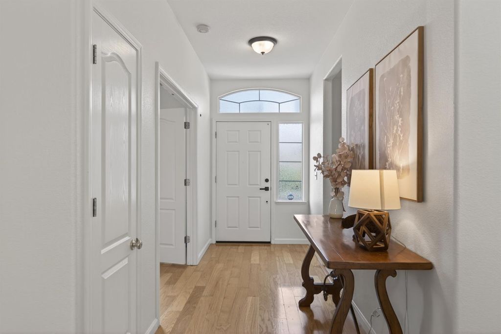 Photo of 284 Marsalla Drive, Folsom, CA 95630 (MLS # 226031879)