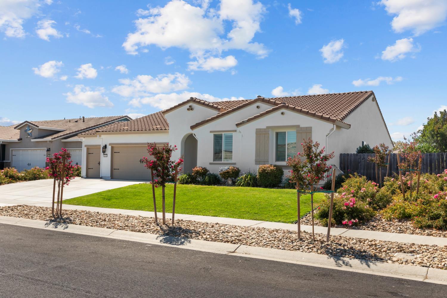 1048 Thunder Ranch Way