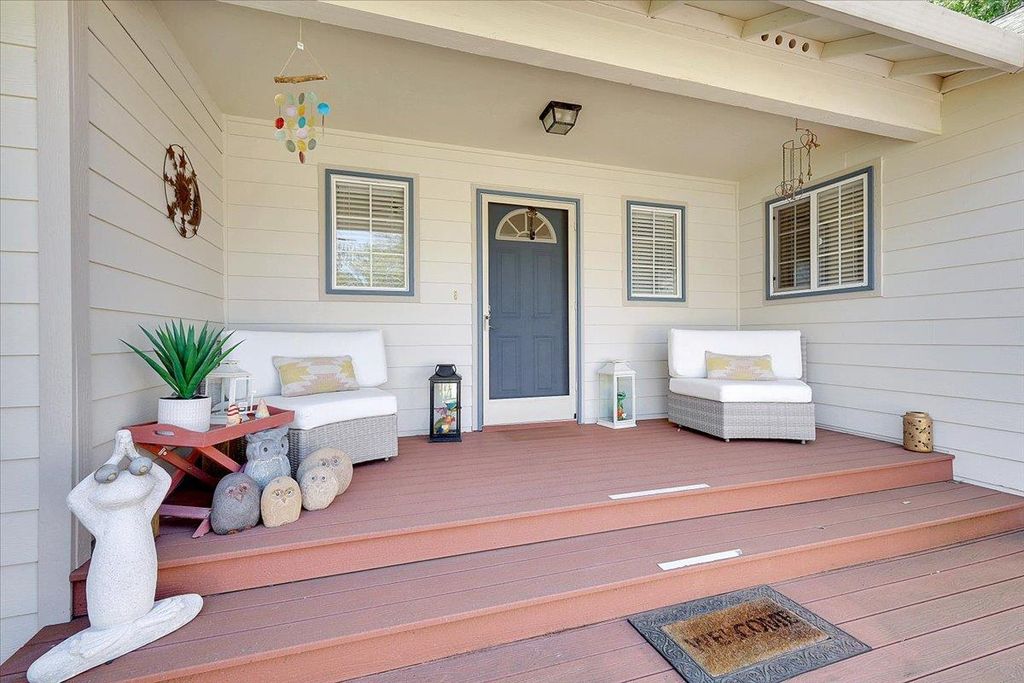 Photo of 16153 Janet Way, Grass Valley, CA 95949 (MLS # 226035146)