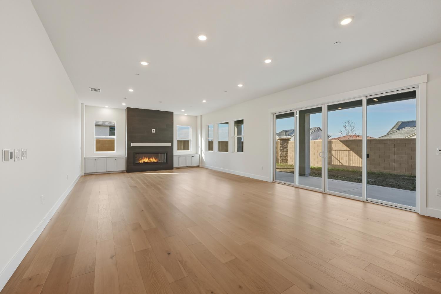 3027 Blackpoint Court