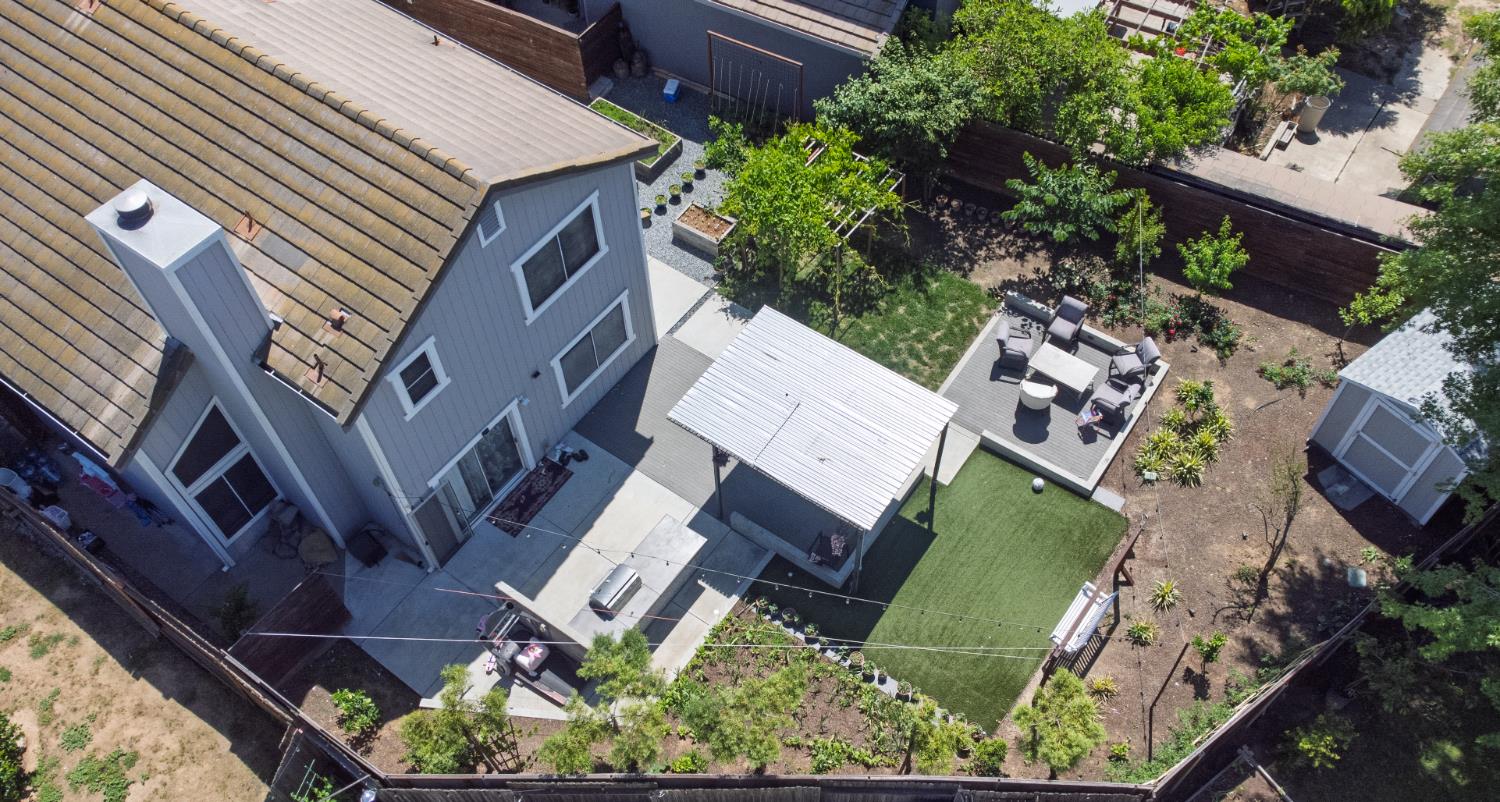 8984 Agate Creek Court