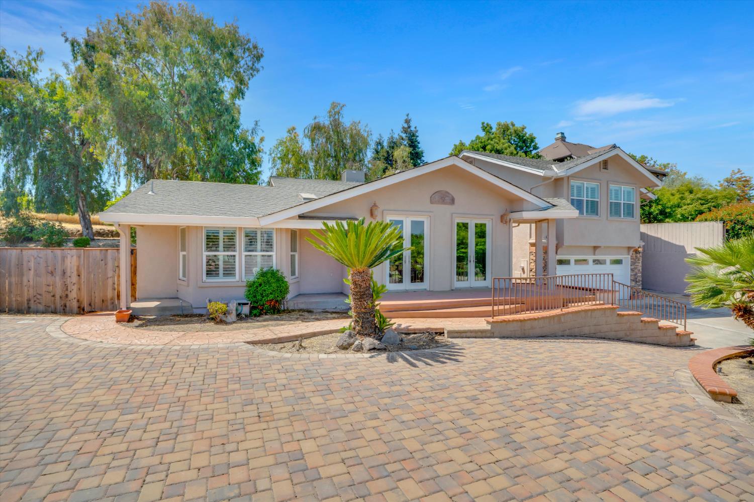494 Bevanda Court