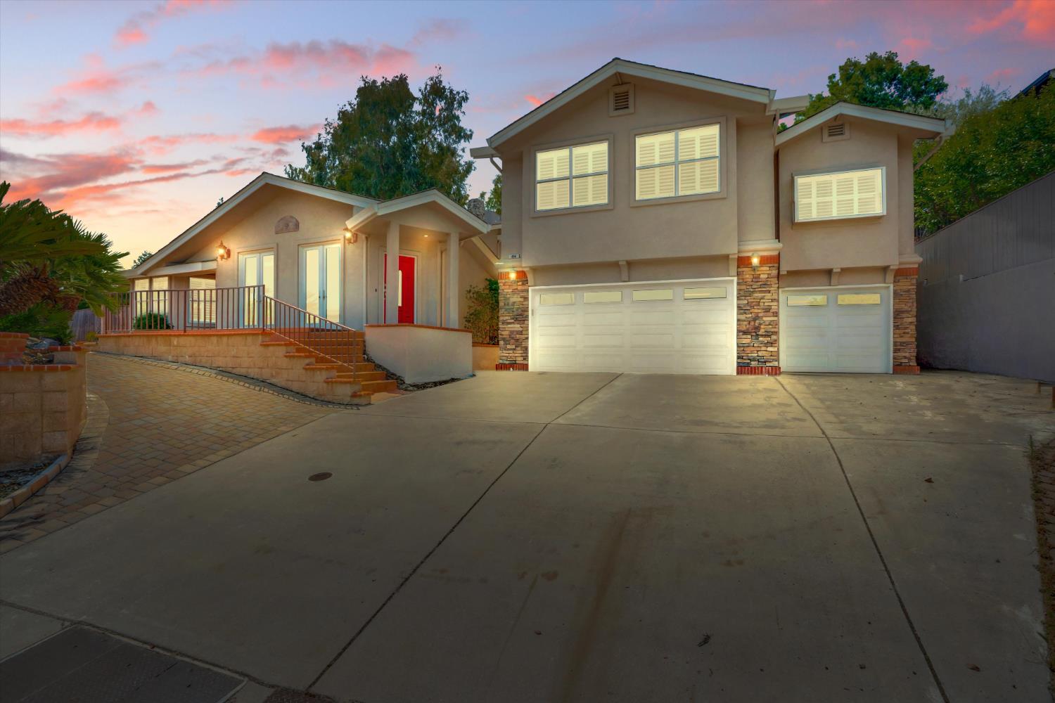 494 Bevanda Court