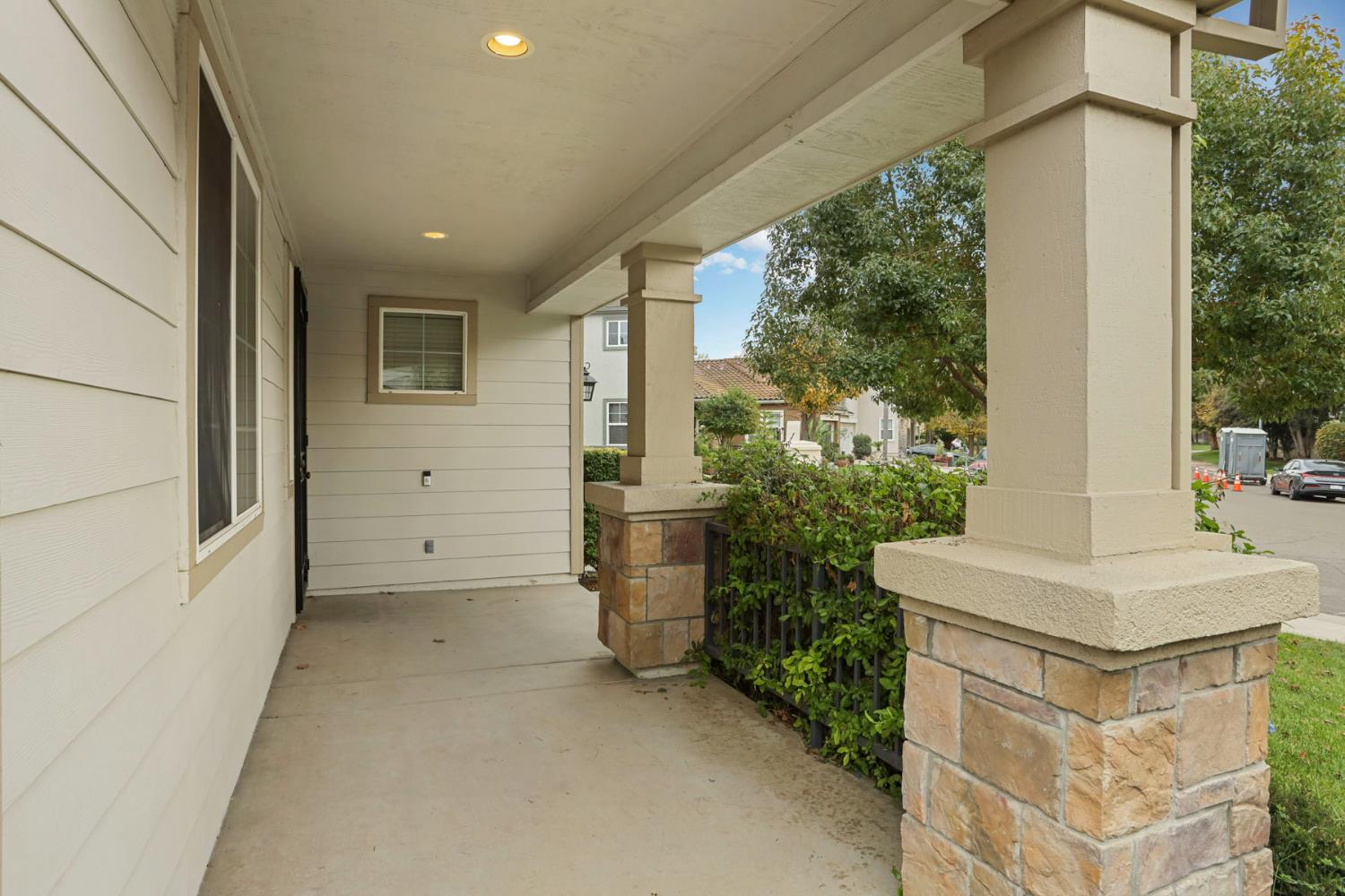 5379 Ridgeview Circle