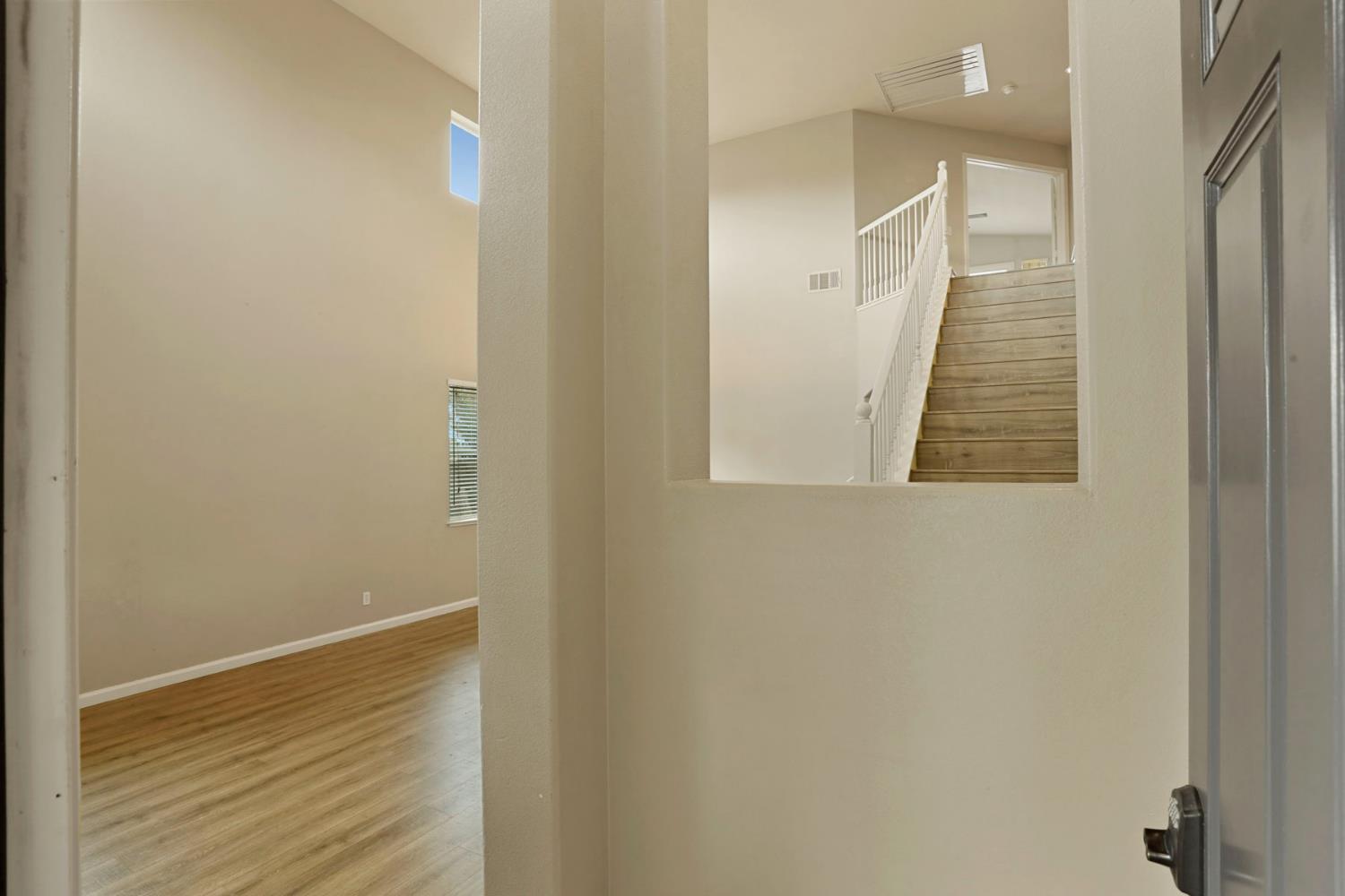 5379 Ridgeview Circle