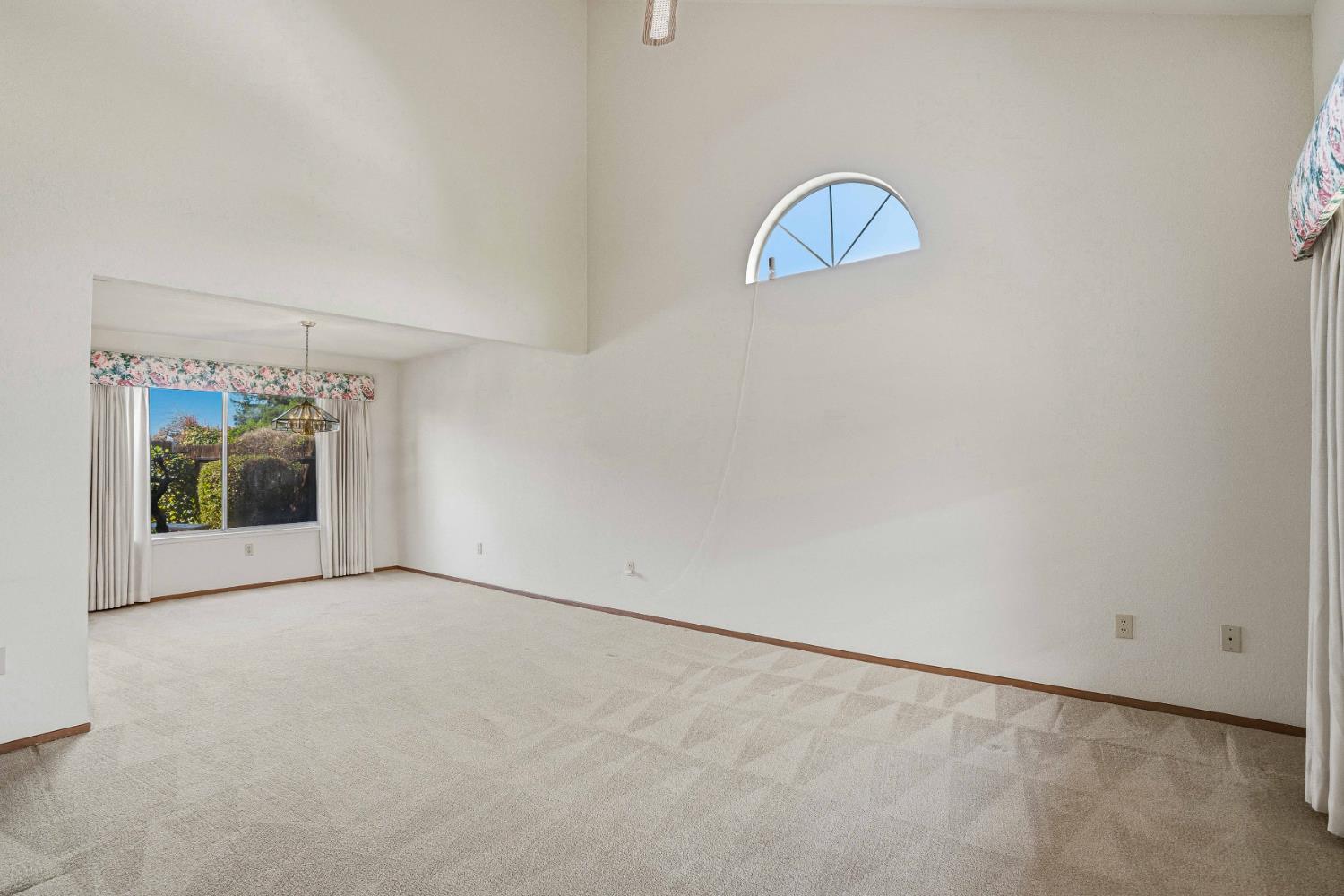 1721 Walnut Blossom Way