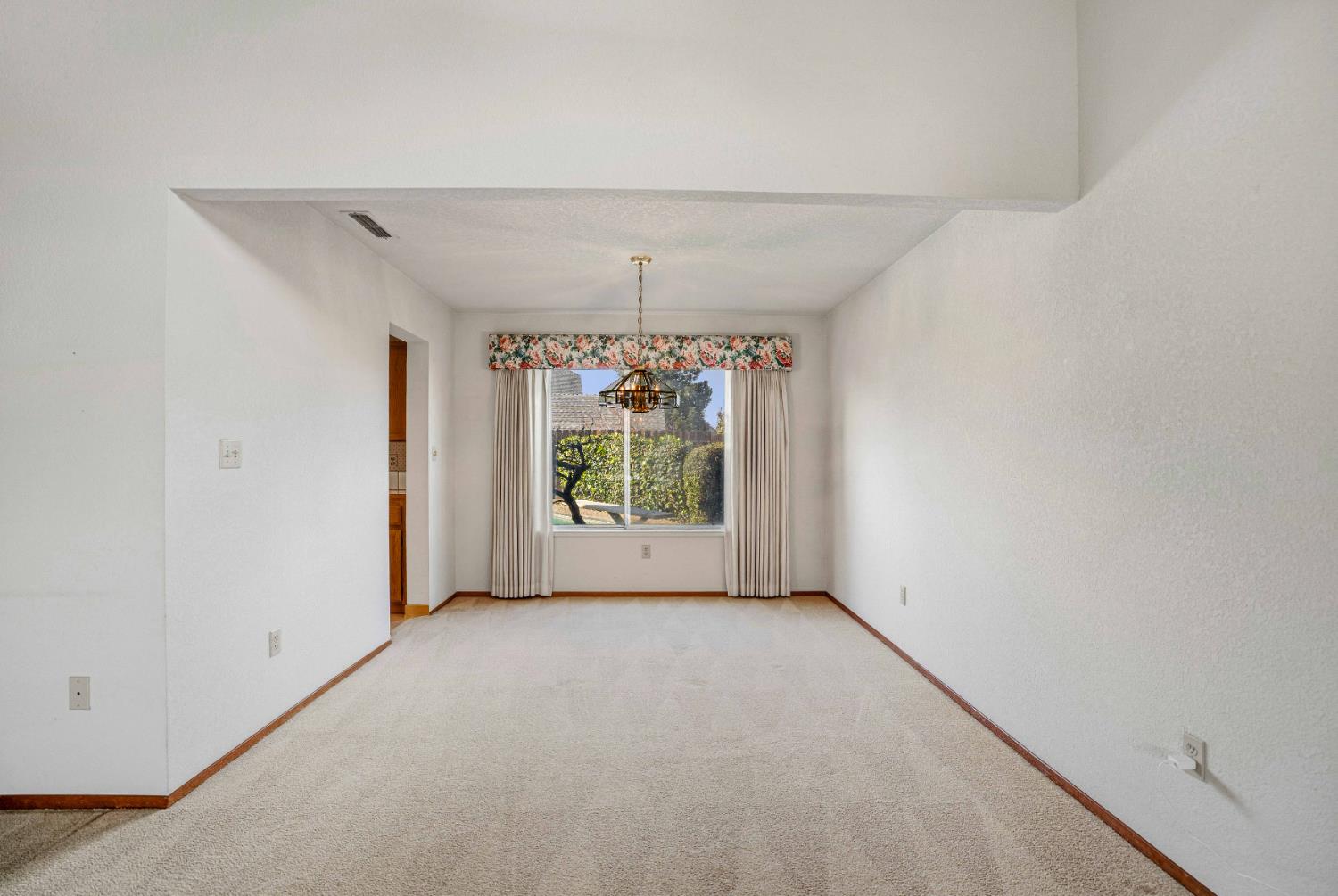 1721 Walnut Blossom Way