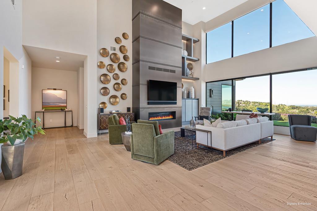 290 St Regis Court