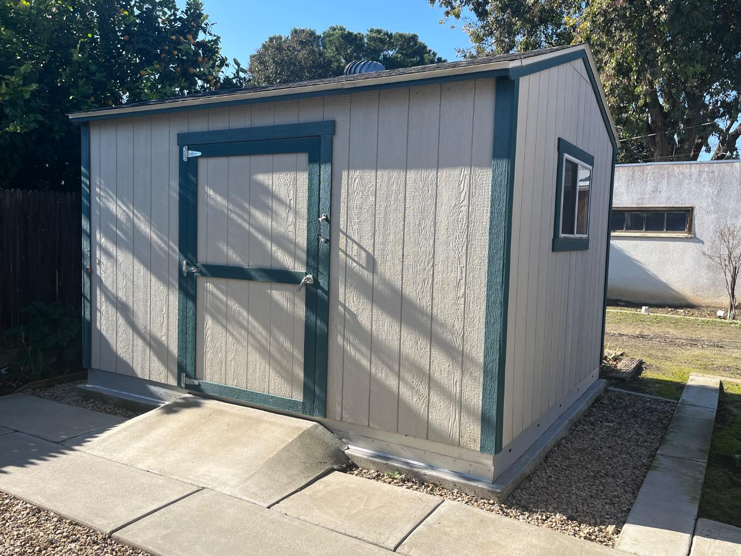 Los Banos, California 93635, United States, 3 Bedrooms Bedrooms, ,2 BathroomsBathrooms,Residential,Active,29790