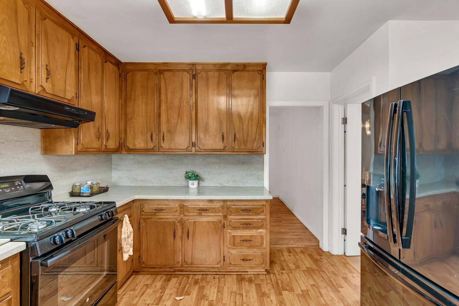 Los Banos, California 93635, United States, 3 Bedrooms Bedrooms, ,2 BathroomsBathrooms,Residential,Active,29790