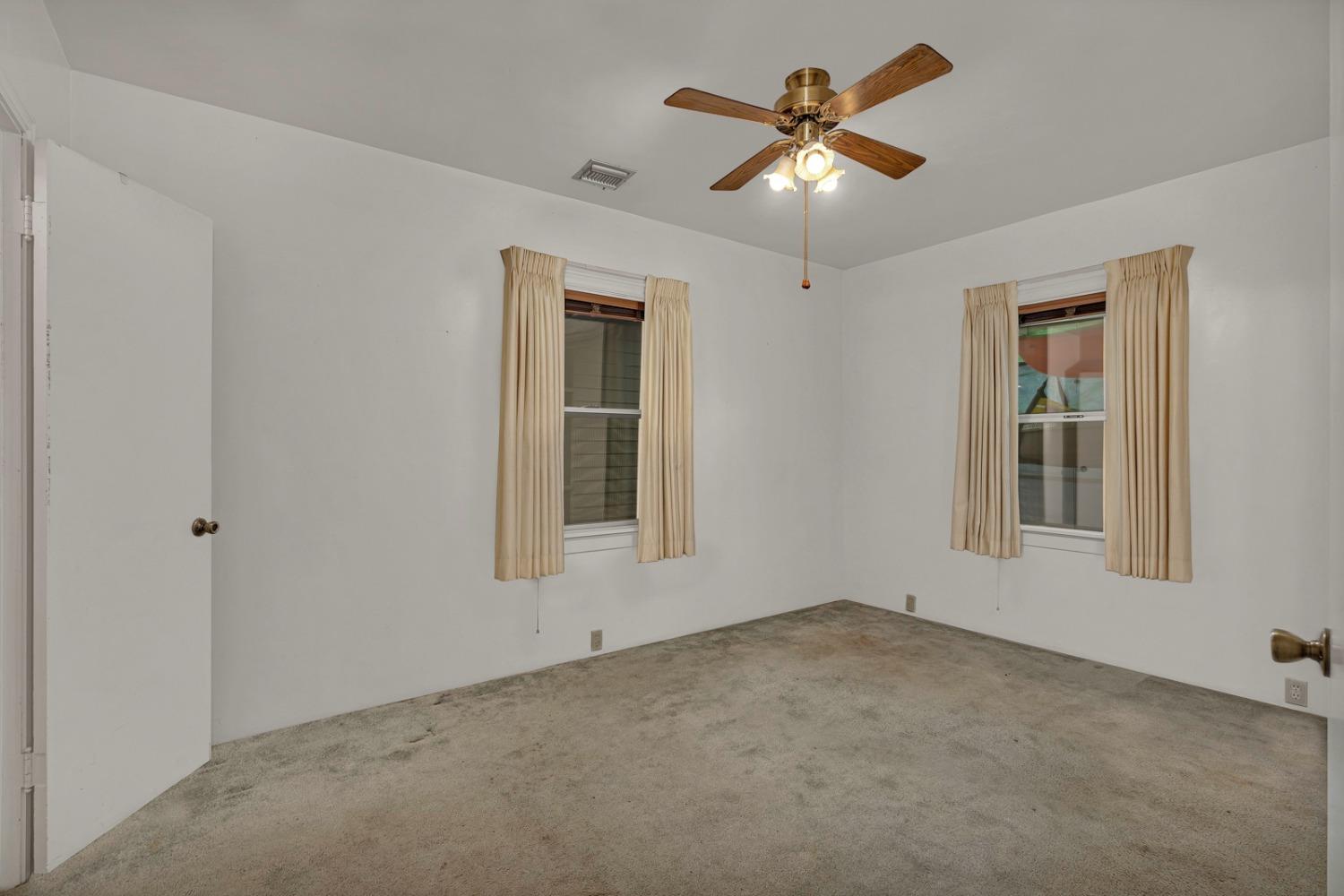 Los Banos, California 93635, United States, 3 Bedrooms Bedrooms, ,2 BathroomsBathrooms,Residential,Active,29790