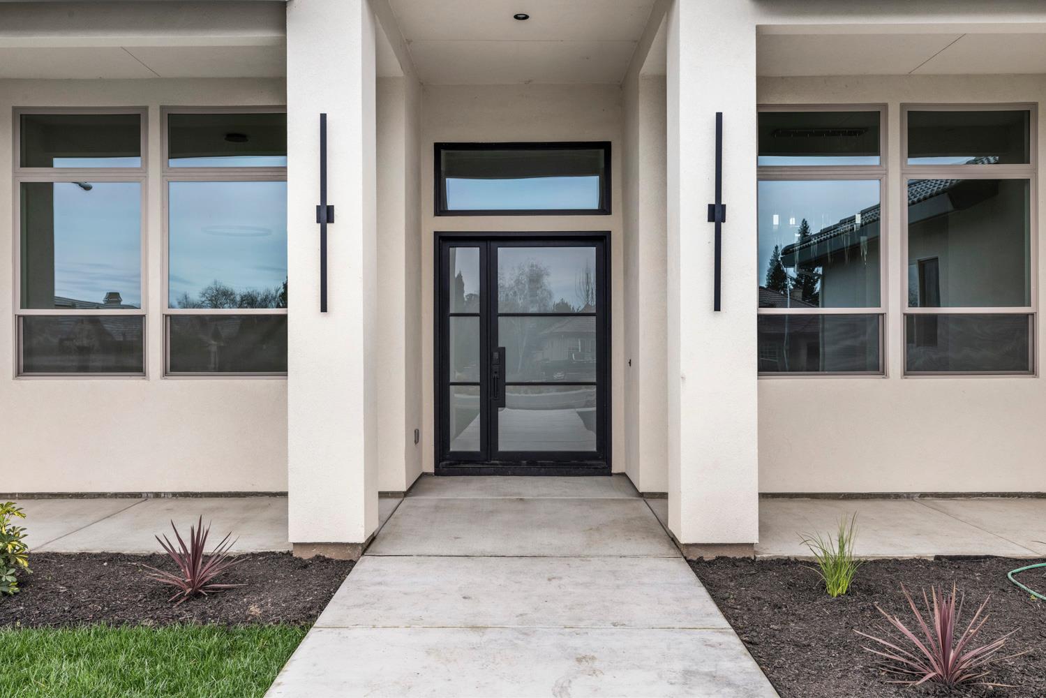 10318 Fox Borough Drive