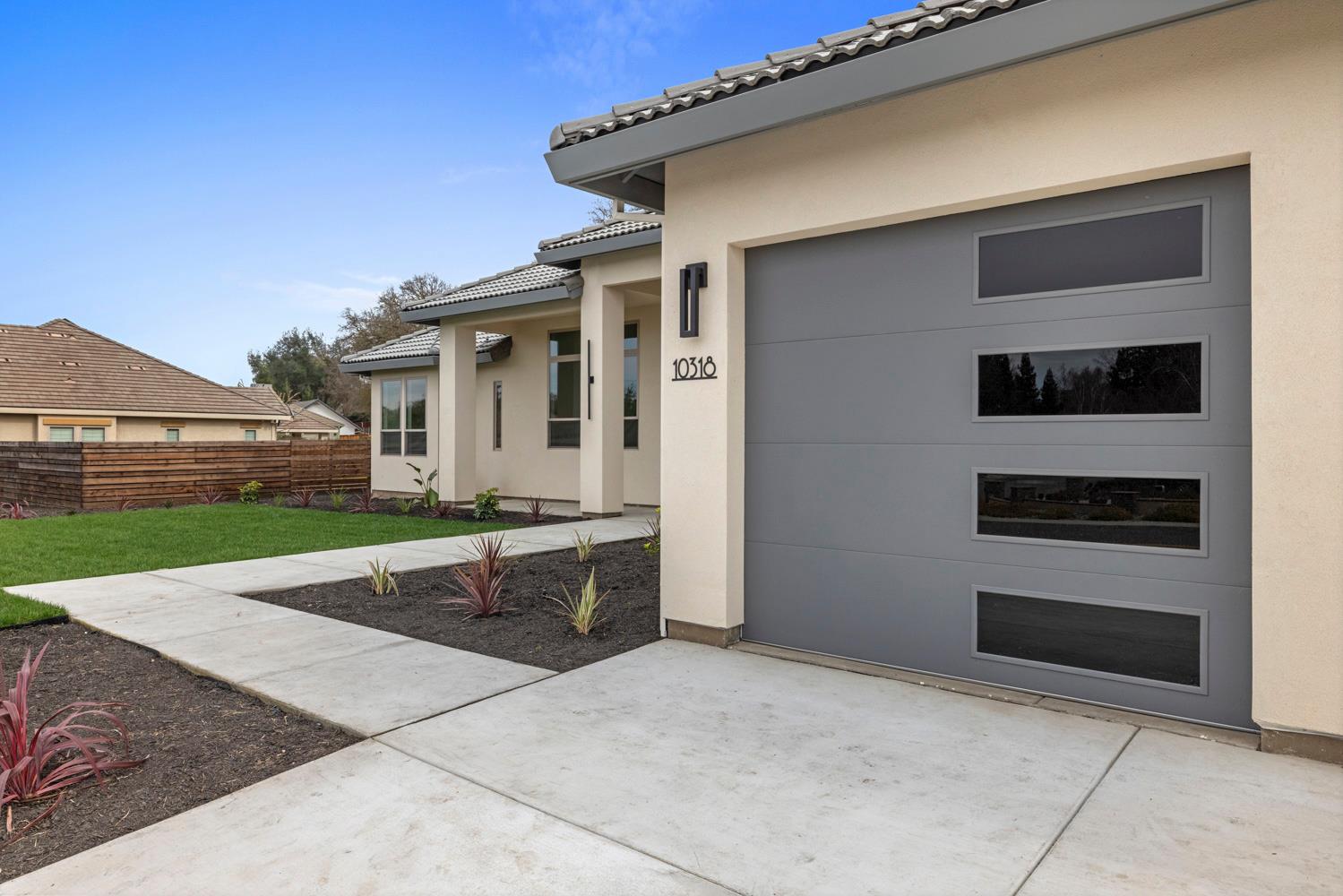 10318 Fox Borough Drive