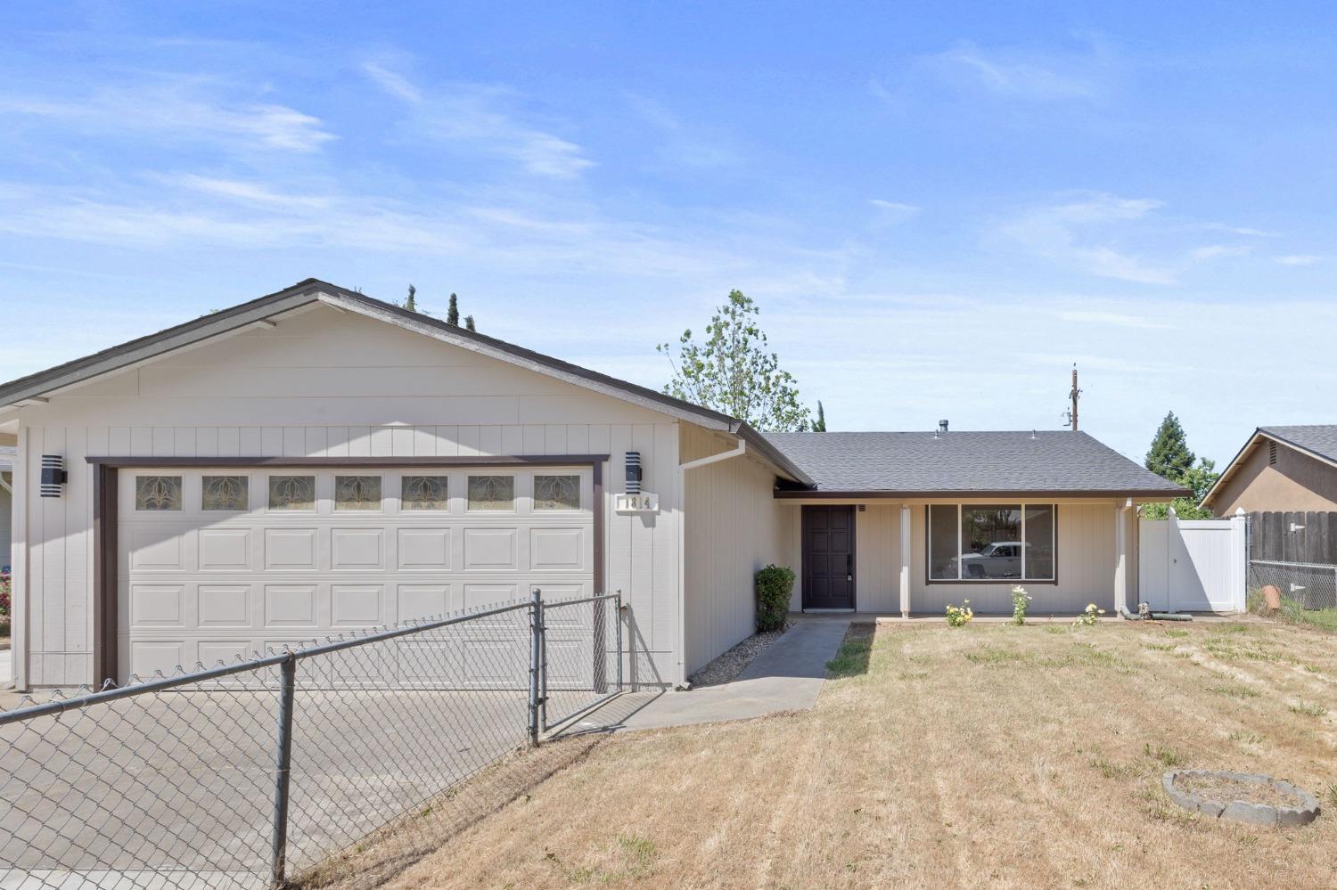 1814 Fernwood Drive