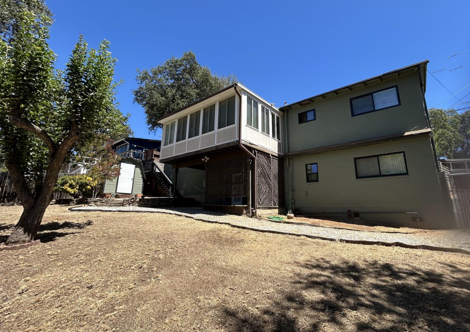558 Amador Avenue