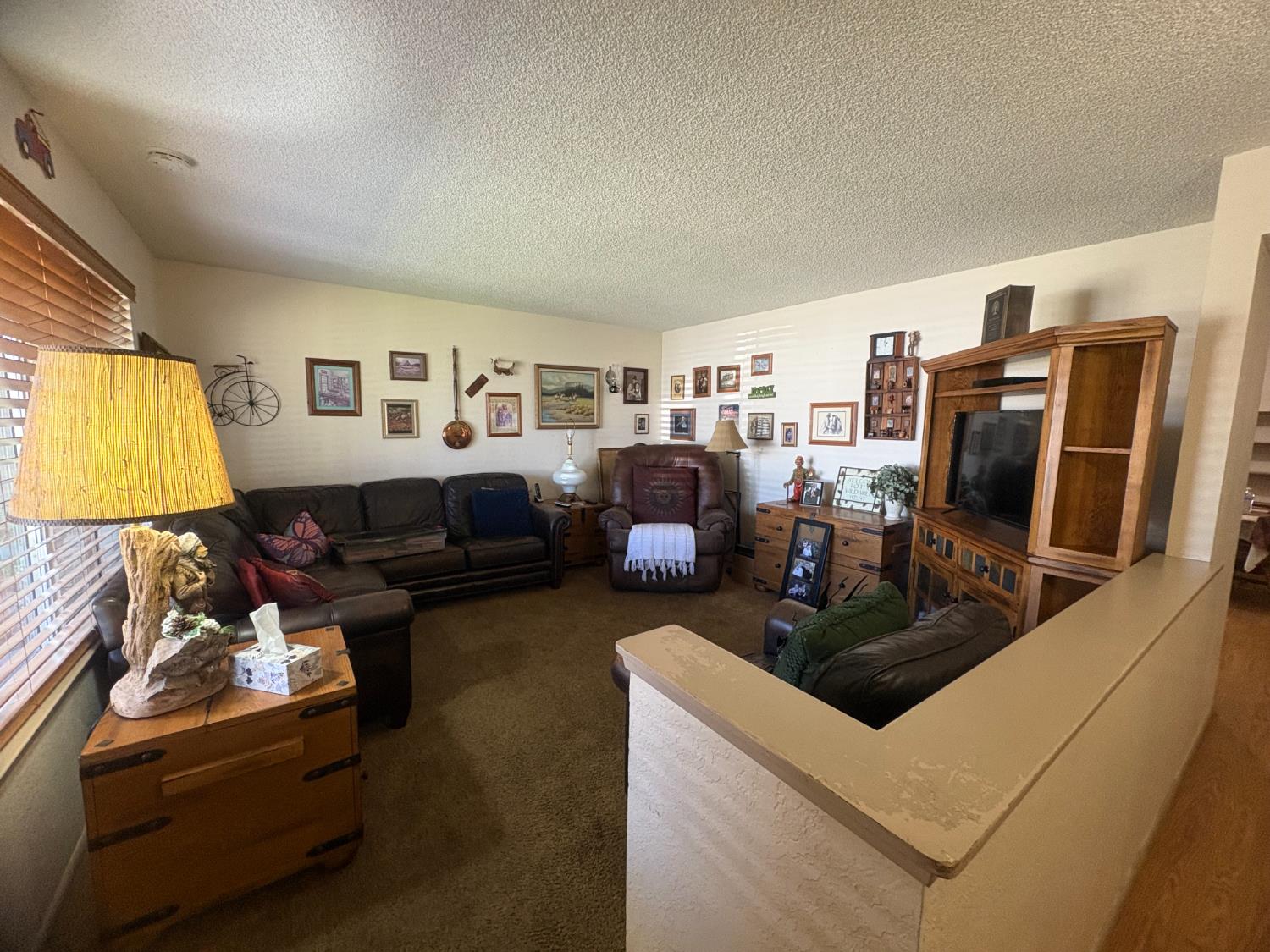 3432 Vera Way - Photo 2