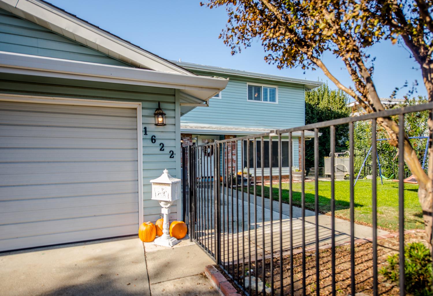 1622 Carnelian Court