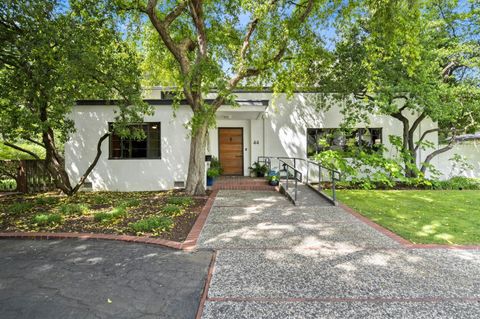 44 College Park Davis CA 95616