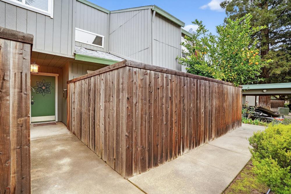 5239 Lake Knoll Lane