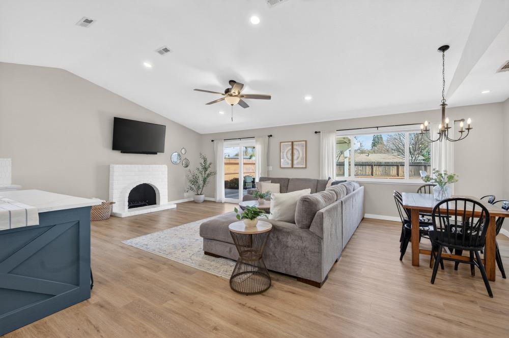 8356 Berman Walk Way