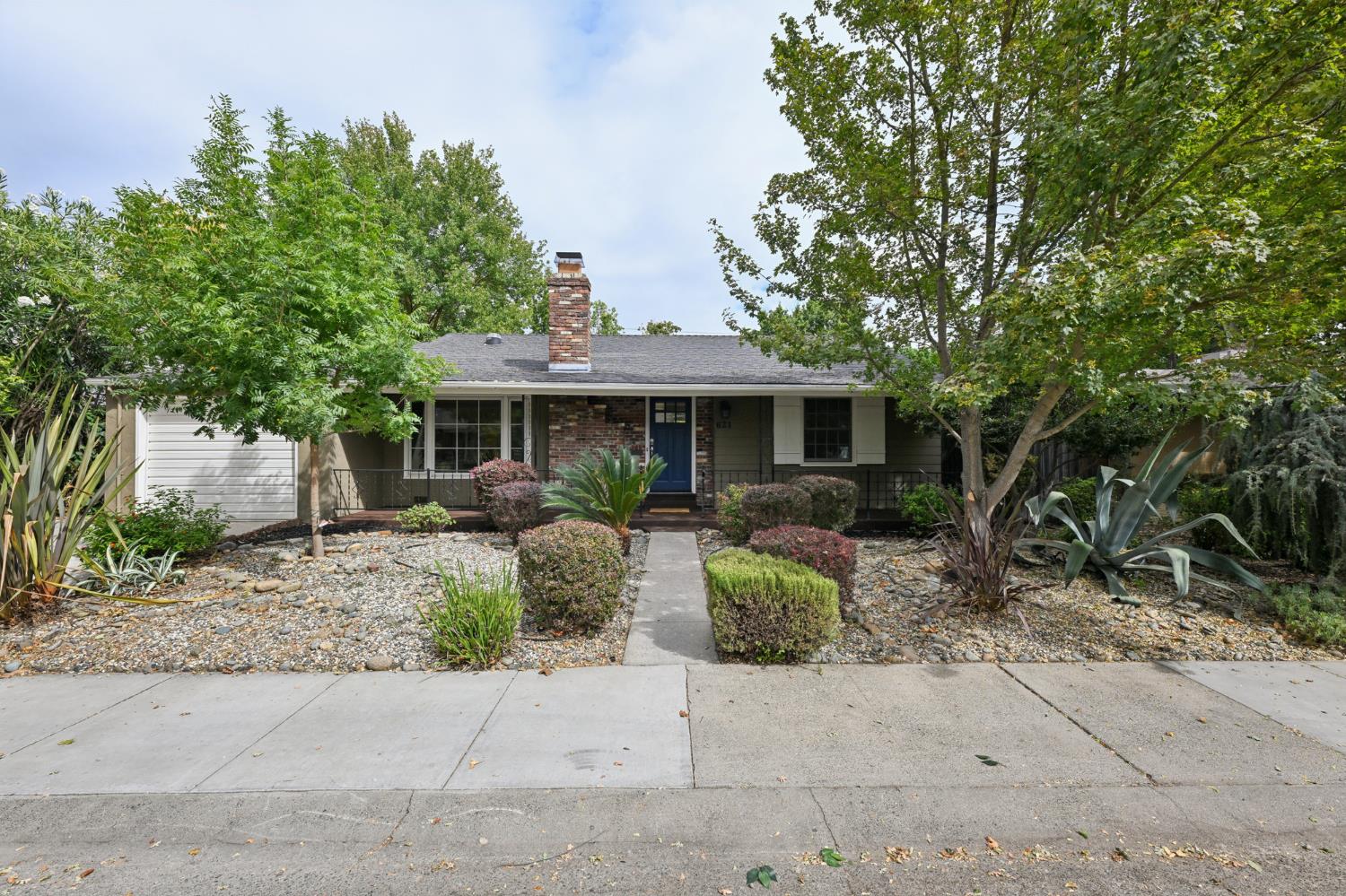 621 Jones Way