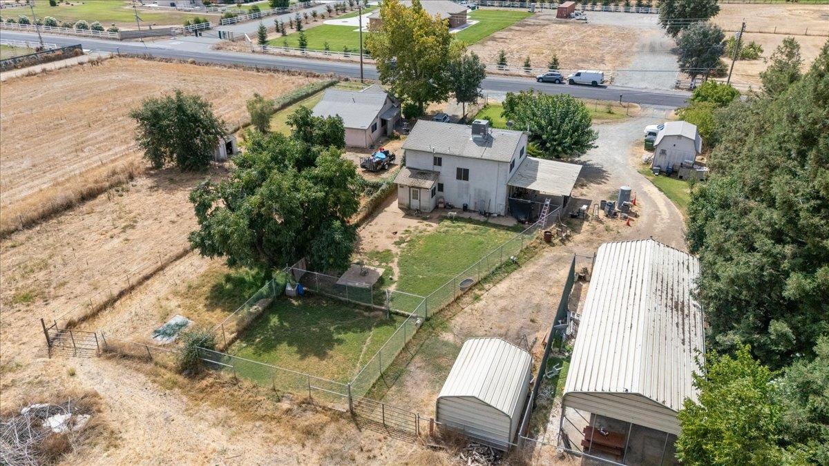 3203 E Collier Road