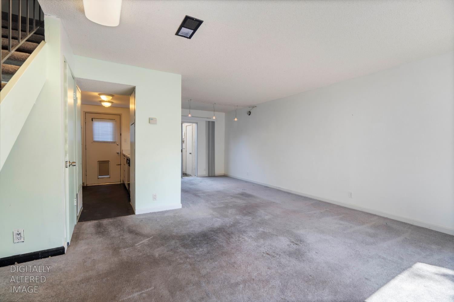 904 Roundtree Court