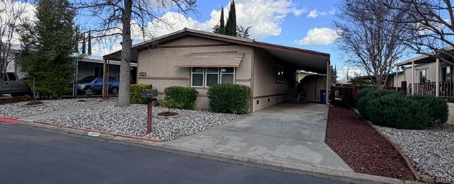 427 Royal Crest Circle