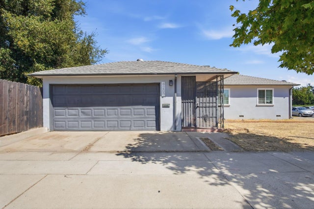 4202 N El Dorado Street
