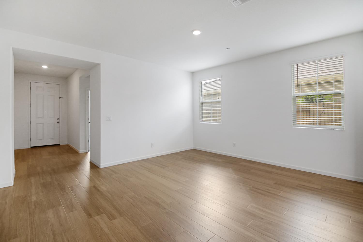 4562 Spring Harvest Drive