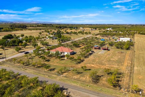 6581 Wisconsin Avenue Arbuckle CA 95912