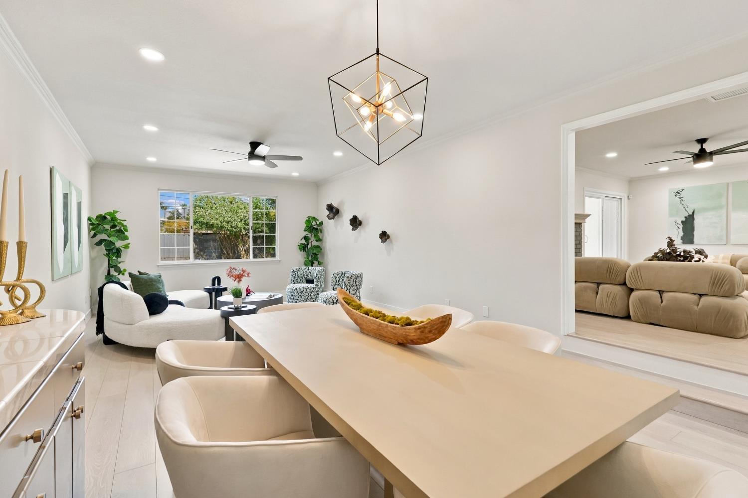 2740 Leoleta Way