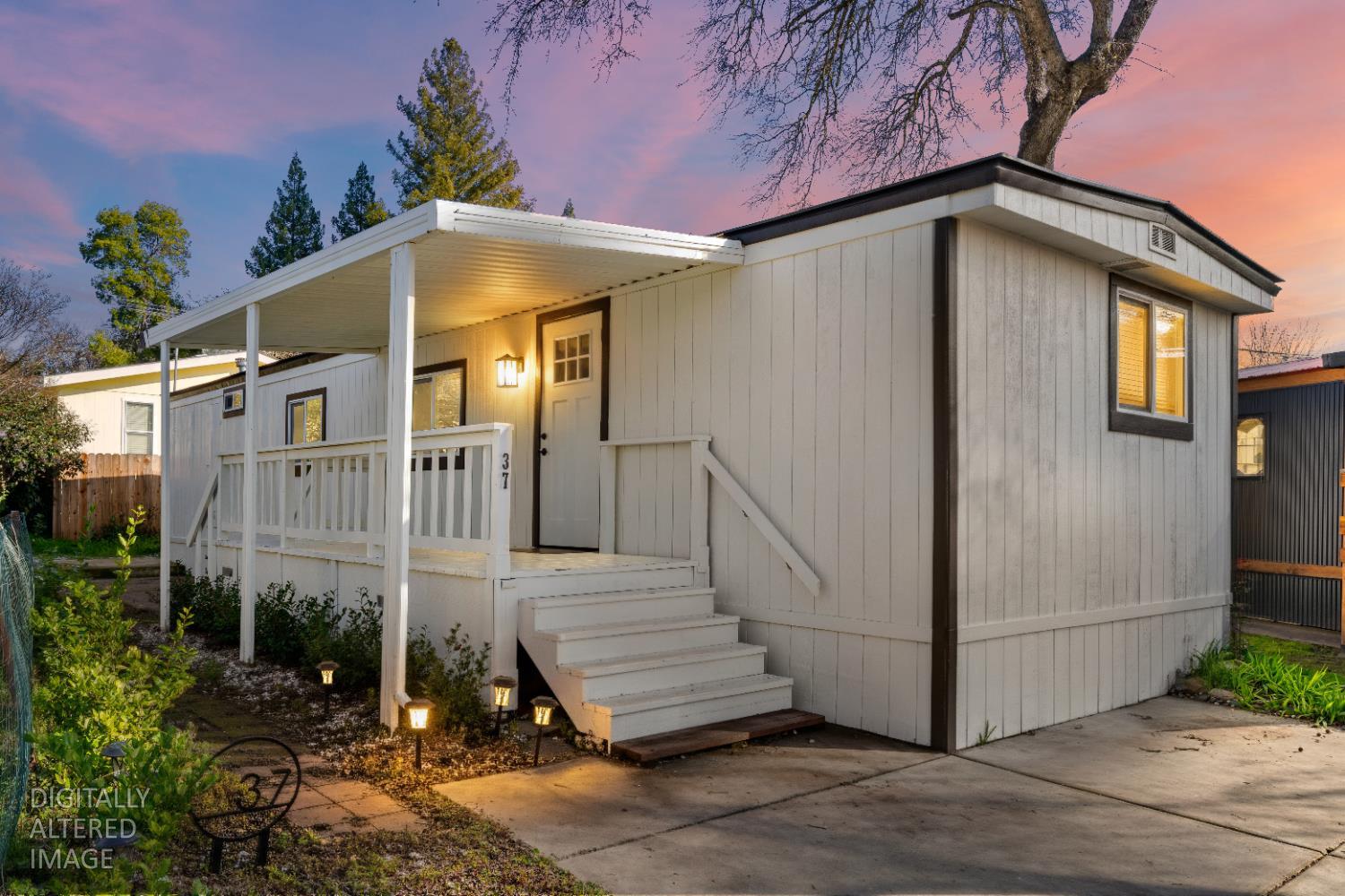 6805 Douglas Boulevard 37