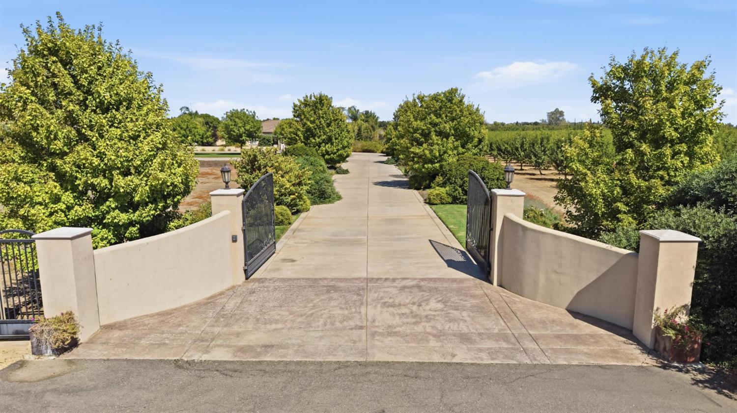3414 Grover Avenue