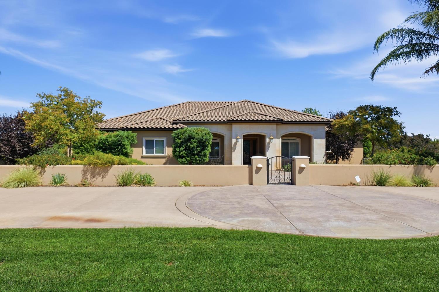 3414 Grover Avenue