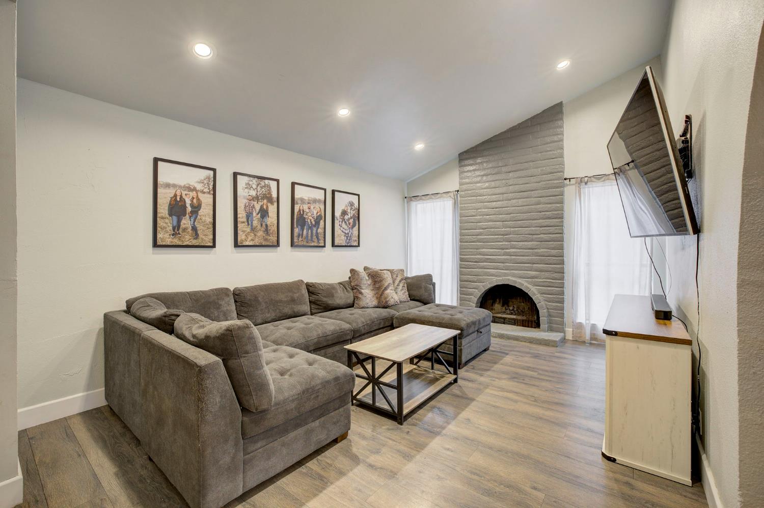 6648 Branchwater Way