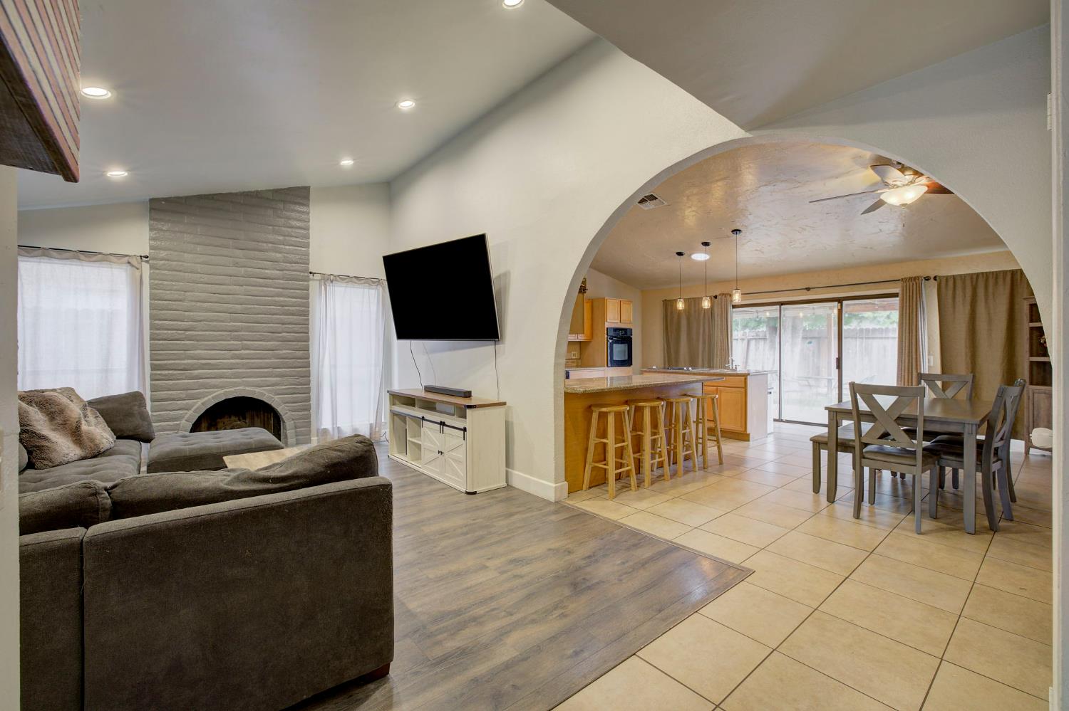 6648 Branchwater Way