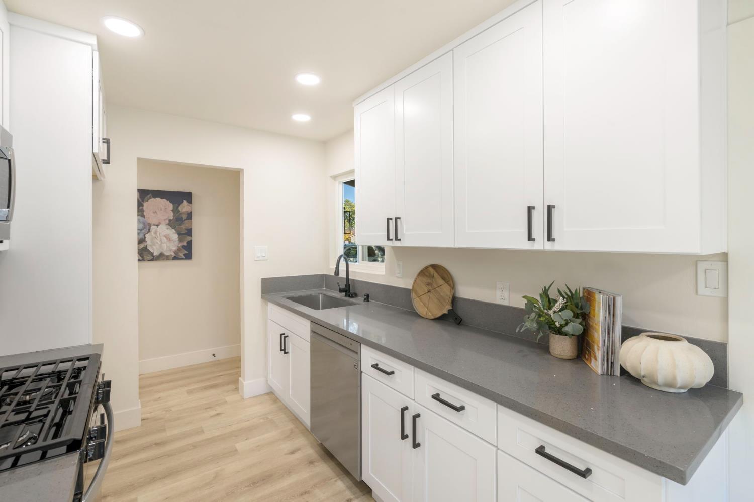 1312 Sheridan Avenue